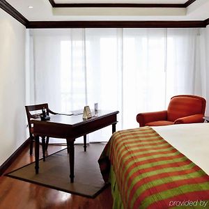 Master King Suite